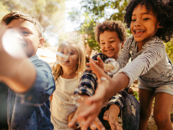 La importancia del tiempo sin pantalla para los niños