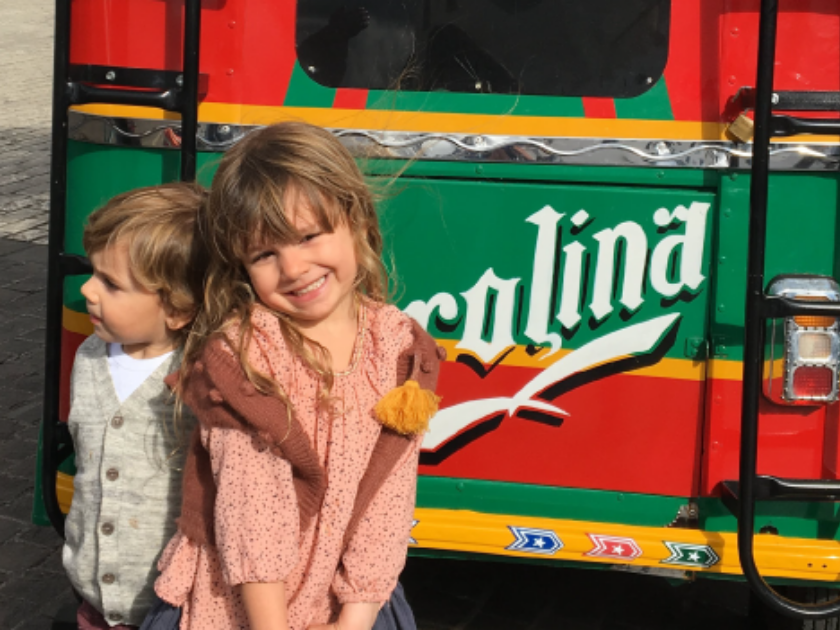 ¿Cómo ser una mamá latina en el extranjero?