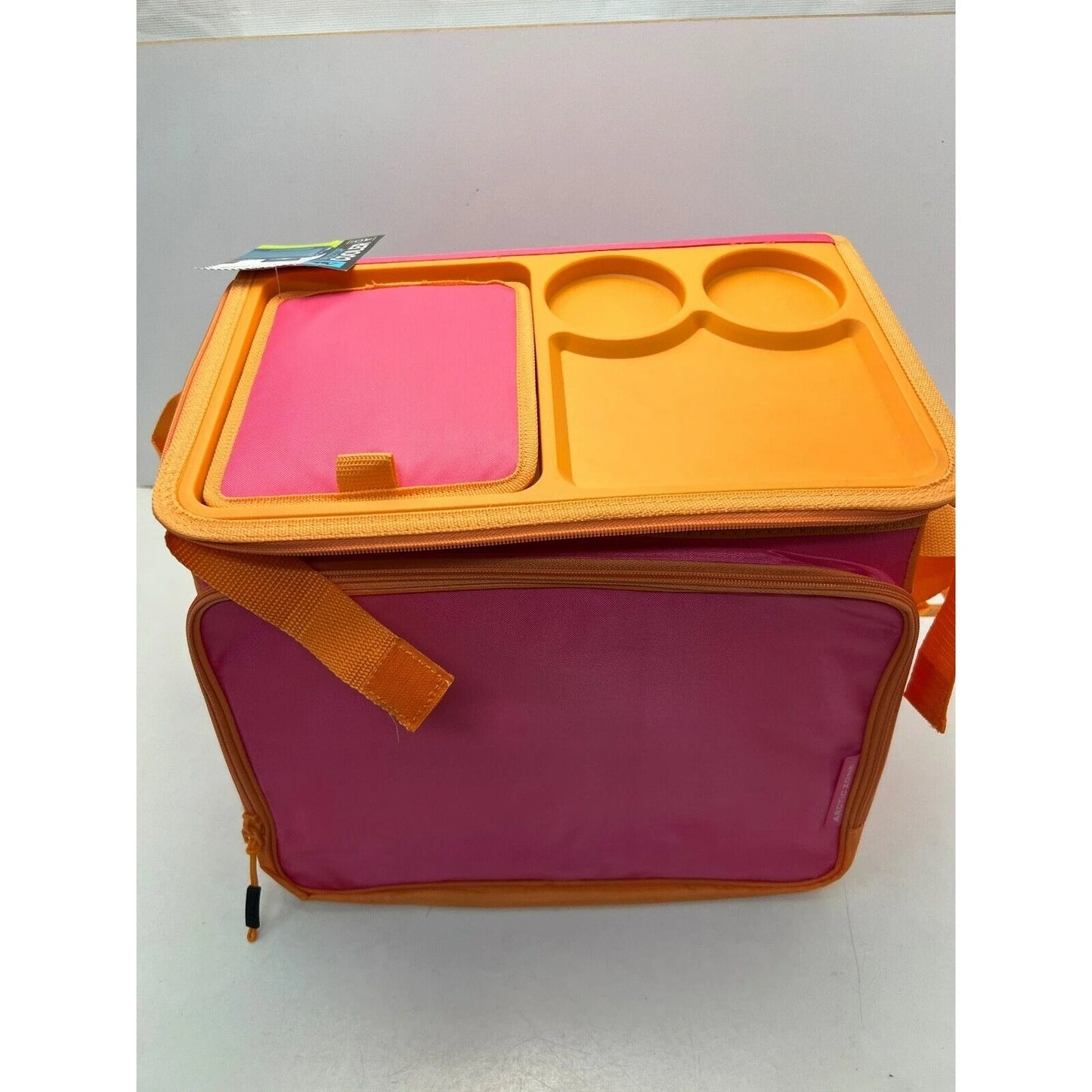 Hielera Arctic Zone - Capacidad 40 latas - Naranja fucsia