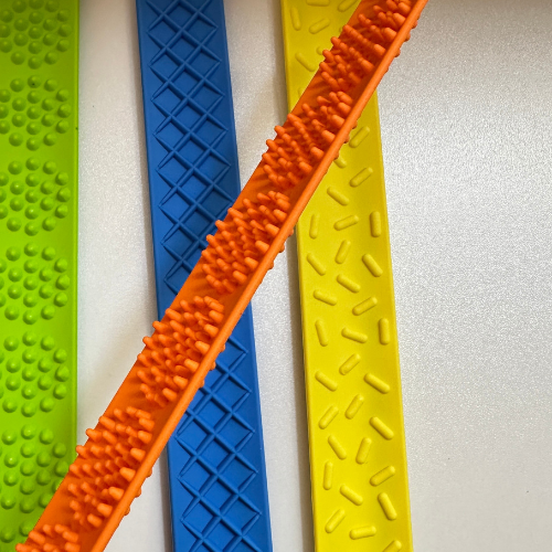 Pulsera sensorial rígida