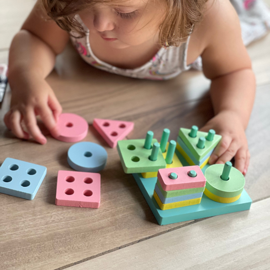 Apila y ordena de madera